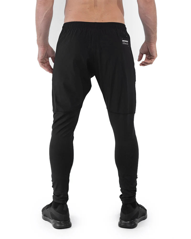 Engage Core Training Jogger (Global)