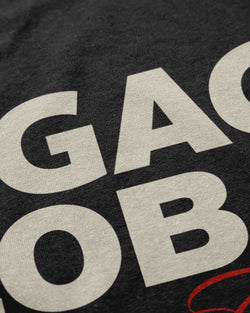 Camiseta grande Engage 'Levels Above' (preta)