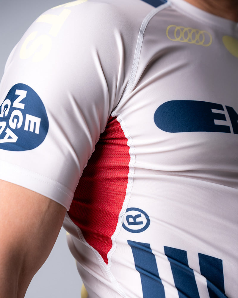 Rash Guard de manga curta Invictus (preto)