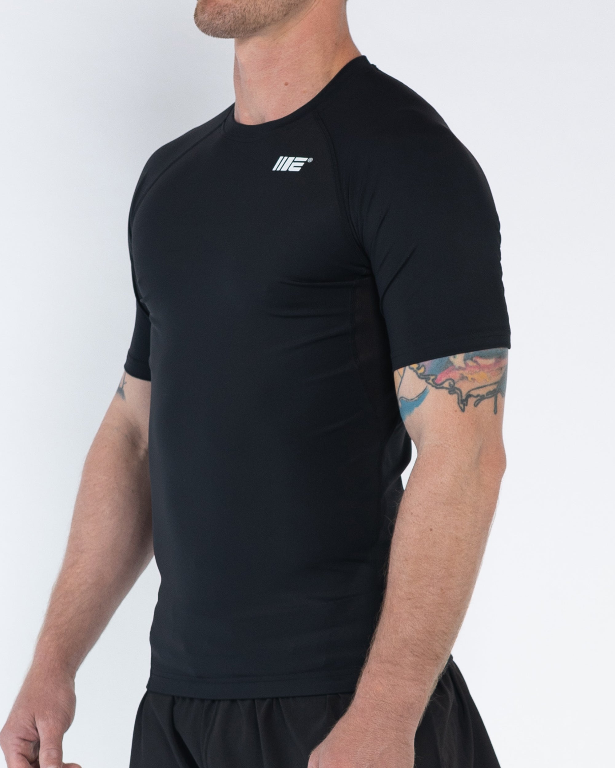 Rash Guard de manga curta Essential Series