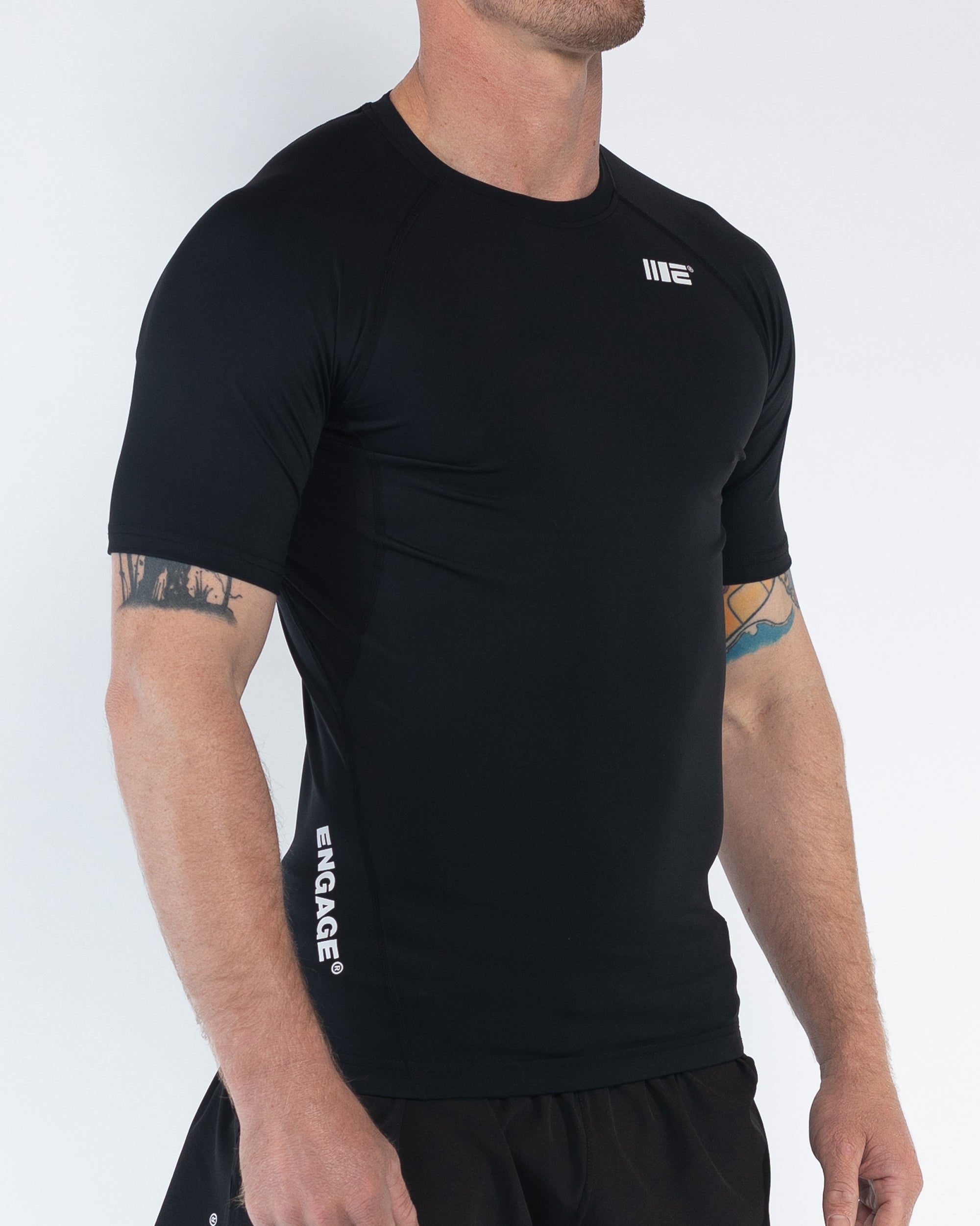 Rash Guard de manga curta Essential Series